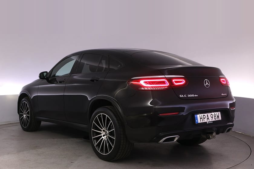 Bild 4 av Mercedes-Benz GLC 300 de Coupé 4MATIC 4M AMG Kamera Navi Drag