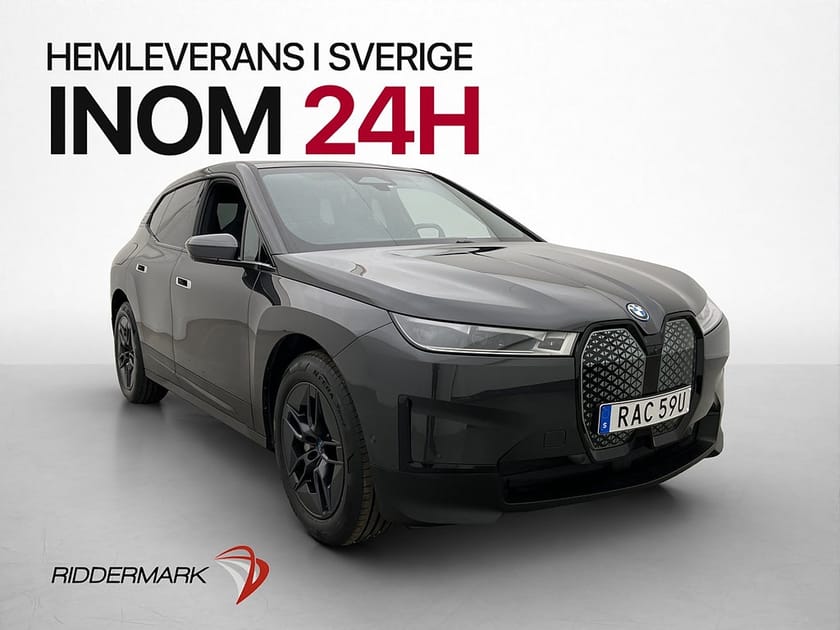 Bild 1 av BMW iX xDrive40 Skylounge Luftfjä Soft Close Laser H/K Drag