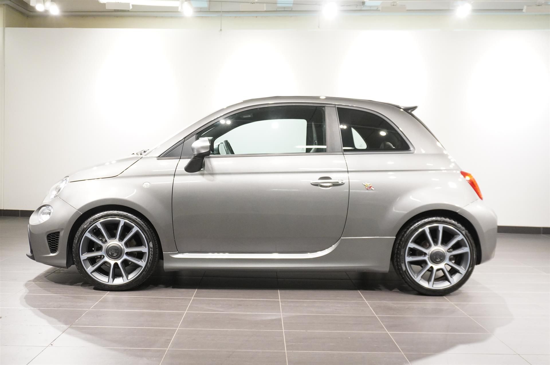 Abarth 595 1.4 T-JET 16V 2022, bild 5/10