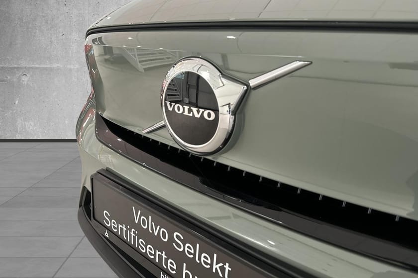 Bilde 4 av Volvo XC40 Recharge Twin motor Plus - Ryggekamera, Hengerfeste