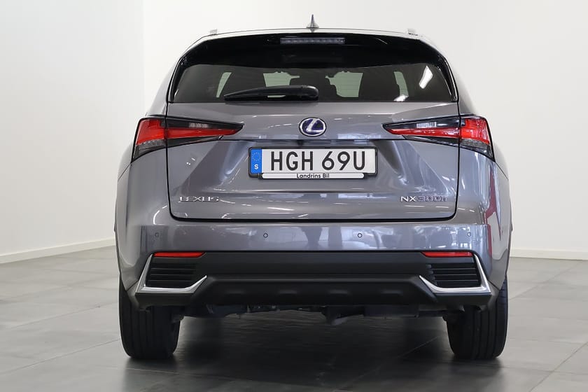 Bild 3 av Lexus NX 300h AWD