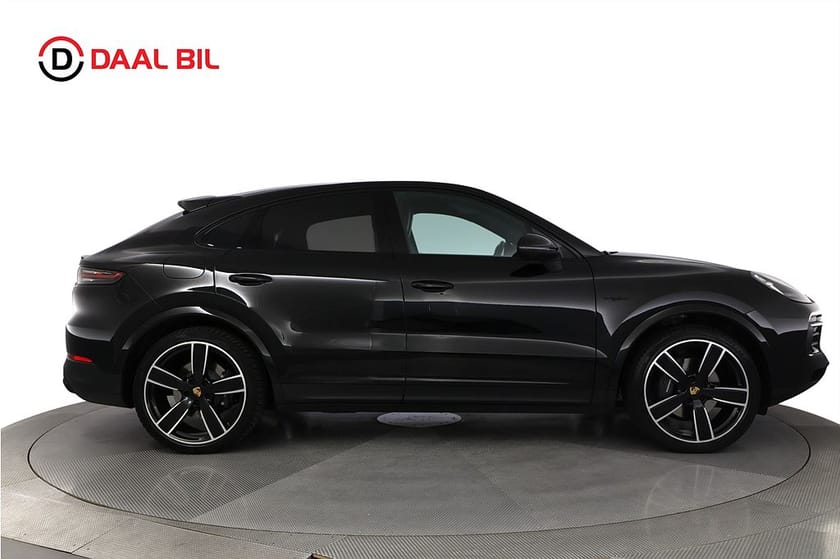 Bild 5 av Porsche Cayenne E-Hybrid Coupé AWD 17,9 kWh 462HK PLATINUM LUFTFJÄDRING