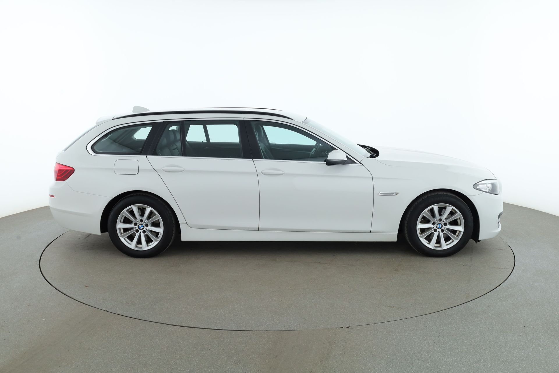 BMW 520 2016, bild 7/41