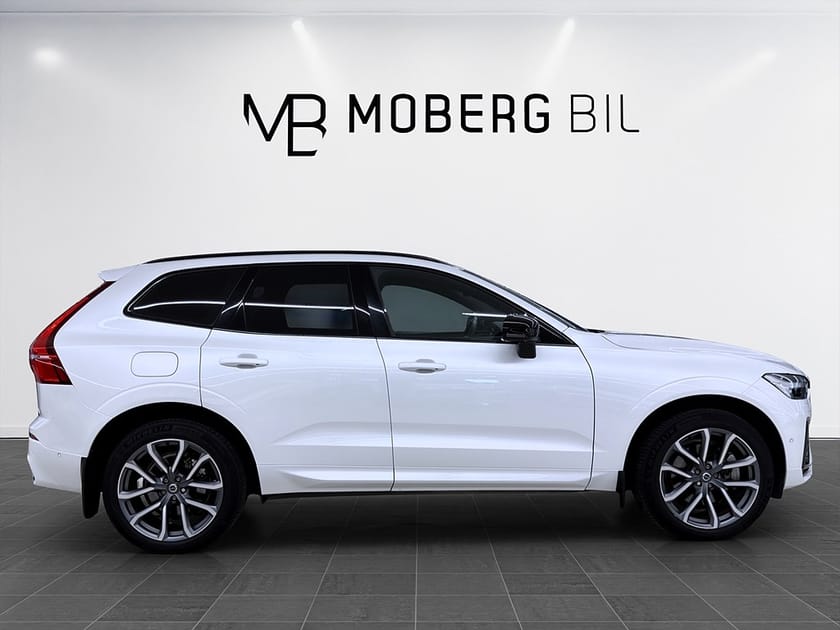 Bild 4 av Volvo XC60 Recharge T6 AWD 350hk Plus Dark 360 H/K Drag