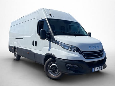 Iveco Daily 35-140 Van 35 L4H2 FLYTTBIL Värmare PDC 3-Sits MOMS