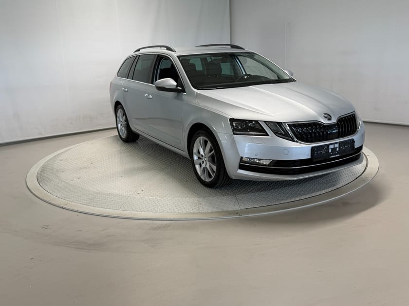 Bilde 3 av Škoda Octavia Stasjonsvogn 2,0 150hk Style Cruise/Krok/Canton/Webasto/Kam/El.sete
