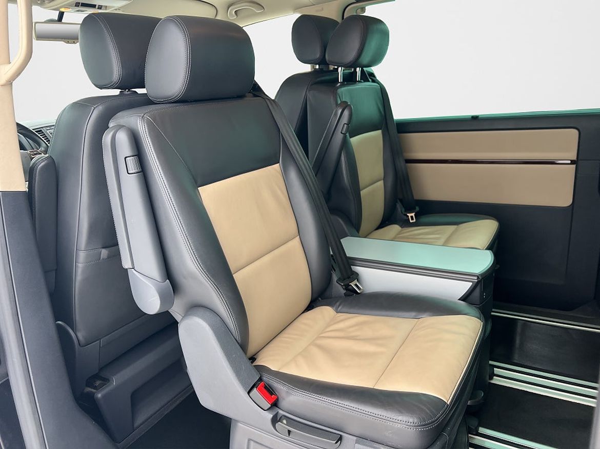 Volkswagen Multivan, bild 12 av 18
