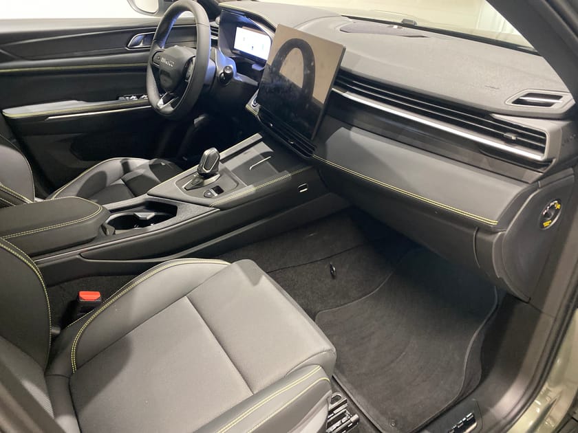 Bild 4 av Lynk & Co 01 PHEV