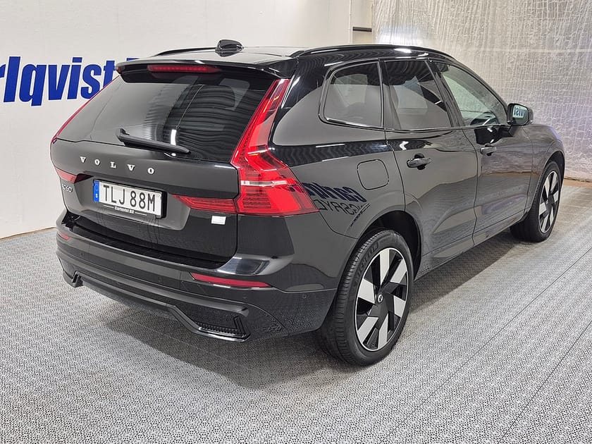 Bild 4 av Volvo XC60 T6 Recharge Plus Dark plug in AWD 350HK 4x4 Panorama