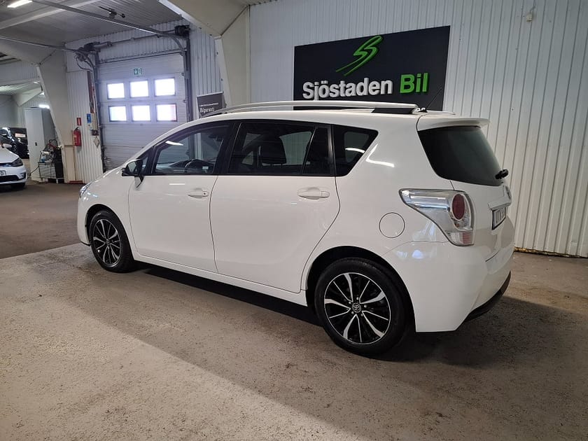 Bild 5 av Toyota Verso 1.8 Valvematic Multidrive S Intense Ed fr 3.99% 7-sits