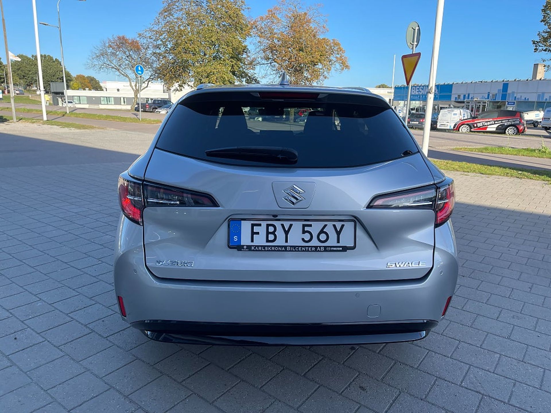 Suzuki Swace Hybrid 1.8 Inclusive 122 hk 2023, bild 6/10
