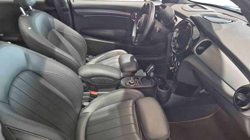 Bild 3 av MINI Cooper SE / Panorama / H&K / Maximise