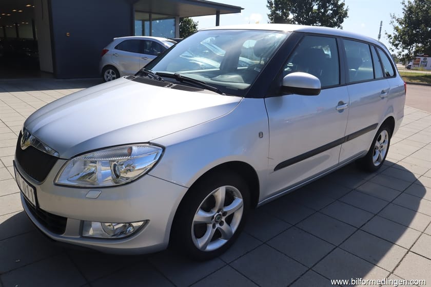 Bild 2 av Škoda Fabia Kombi COMBI 1.2 8V TSI  105hk AC Lågt miltal