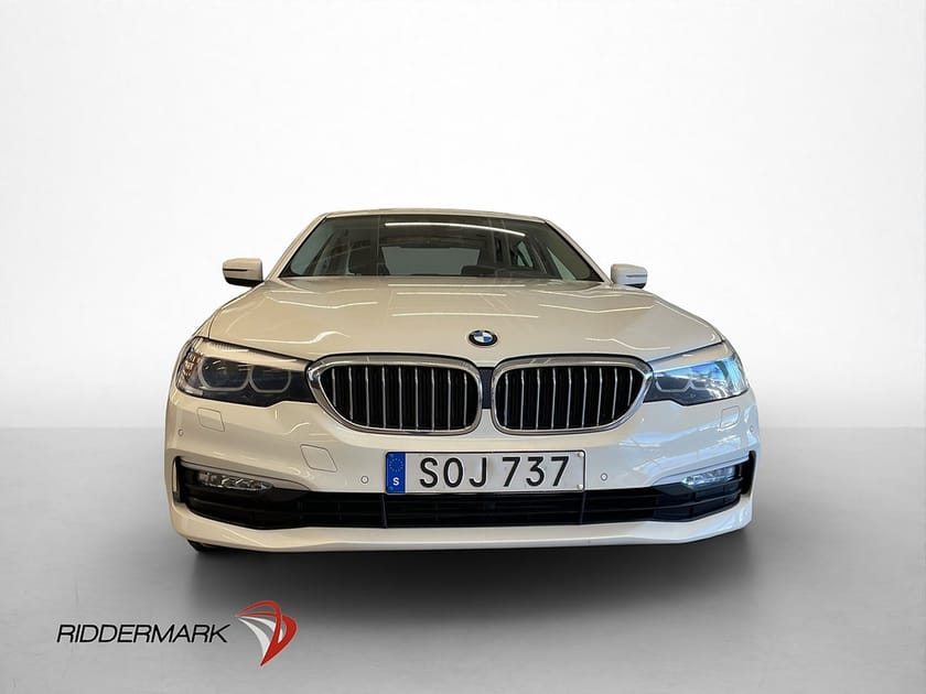 Bild 3 av BMW 530d xDrive Sedan 530 265hk D-Värm Kamera Navi Drag CarPlay