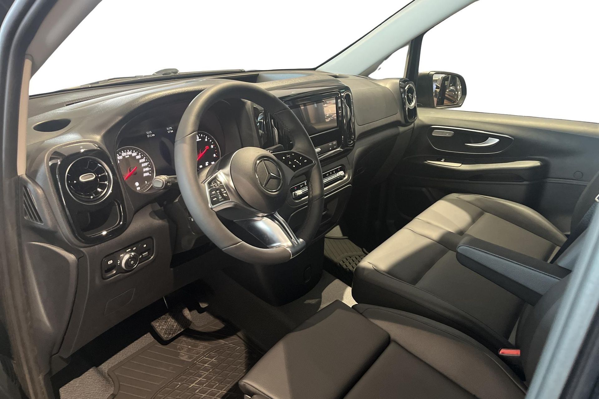 Mercedes-Benz Vito 2026, bild 6/27