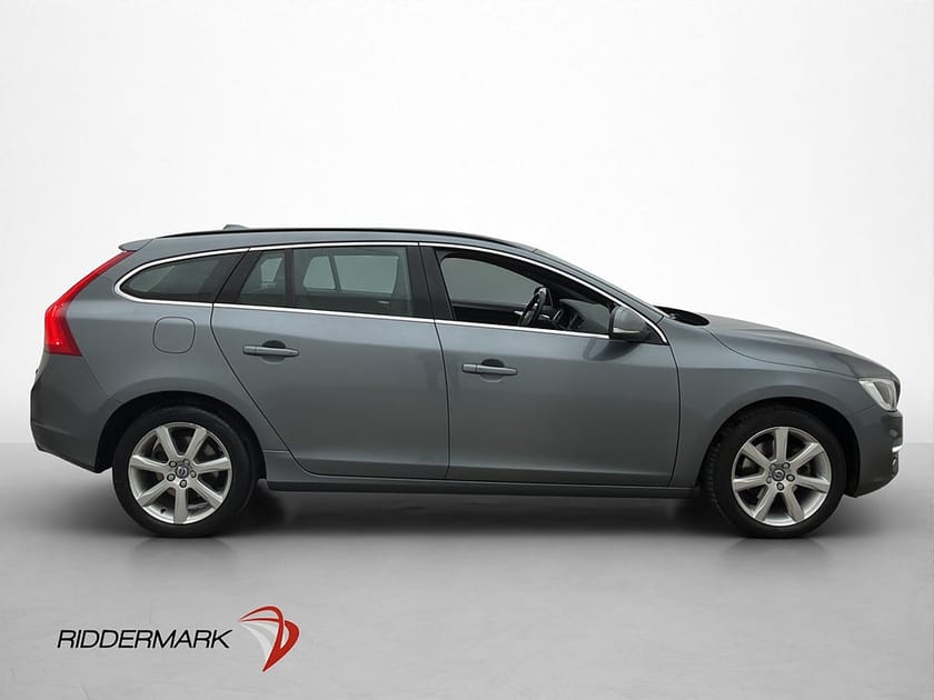 Bild 4 av Volvo V60 D4 Momentum VOC Värmare Sensorer Navi Halvskinn