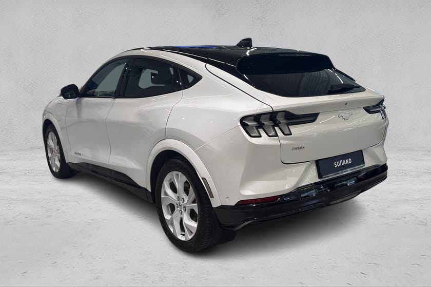 Bilde 3 av Ford Mustang Mach-E Long Range AWD White Edition LR | 540 km|ACC|Pano|Sjelden utgave