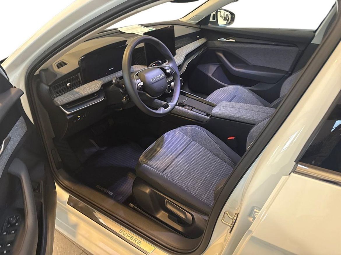 Škoda Škoda Superb iV Kombi — bild 9