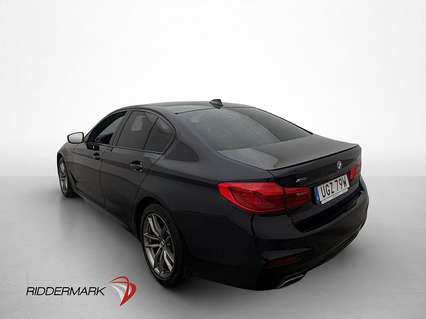 Bild 4 av BMW 530e xDrive iPerformance Sedan 272hk M-Sport Cockpit Kamera CarPlay