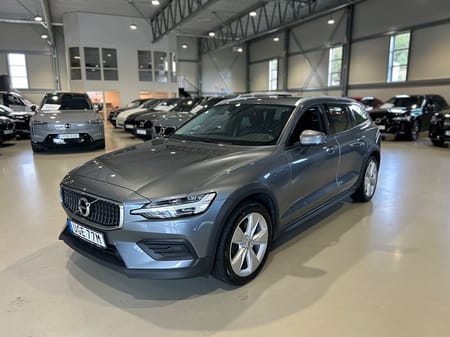 Volvo V60 Cross Country D4 AWD Geartronic SE II 190hk / Drag
