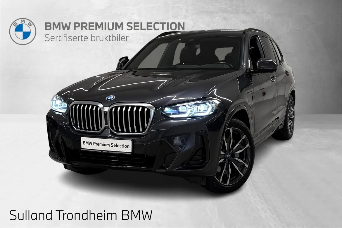 Bilde av BMW X3 xDrive30e