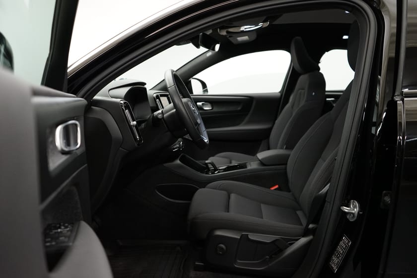 Bild 5 av Volvo C40 Recharge Core Edition, Navigation, Panoramaglastak ej öppn