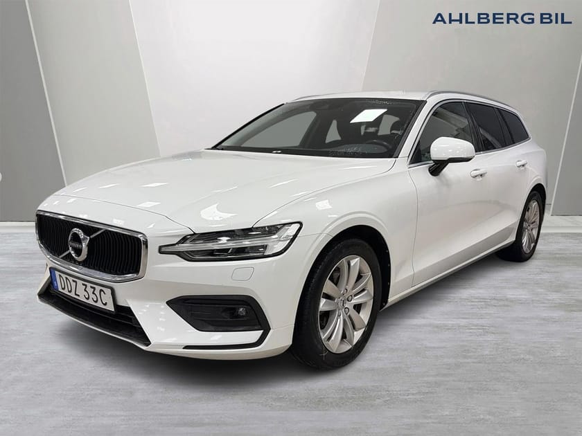 Bild 4 av Volvo V60 B4 Bensin Momentum Advanced Edition, HarmanKardon, Parkeringskamera bak, Navi, Intellisafe Assist, BLIS