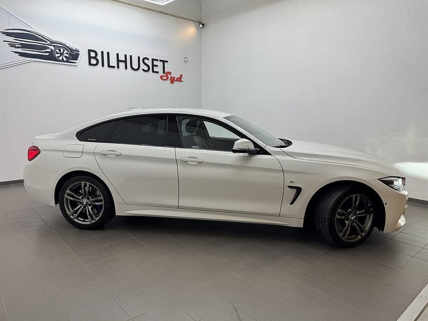 Bild 2 av BMW 440i xDrive Gran Coupé 440 326hk M-Sport HUD/Krok/HK/AdptFart/360K