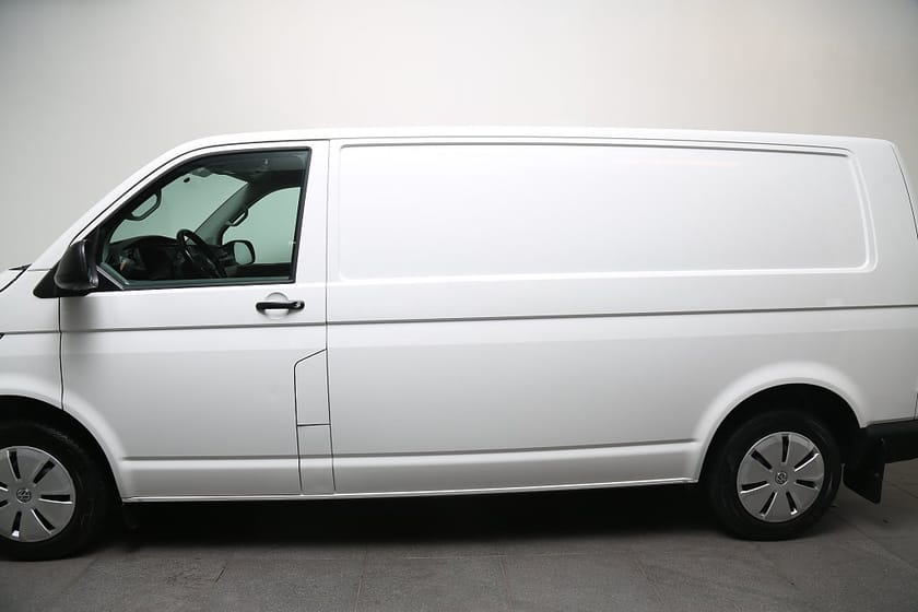 Bild 2 av Volkswagen Transporter T30 2,0 TDI 150hk SCR Skåp DSG Värmare Drag Leasbar