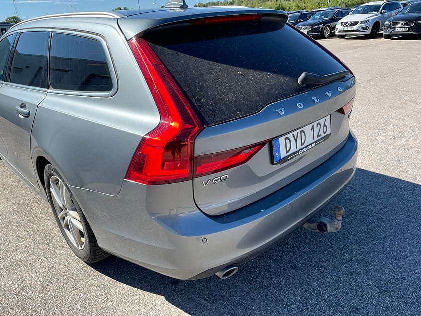 Bild 4 av Volvo V90 AWD D3 150HK 4x4 Momentum