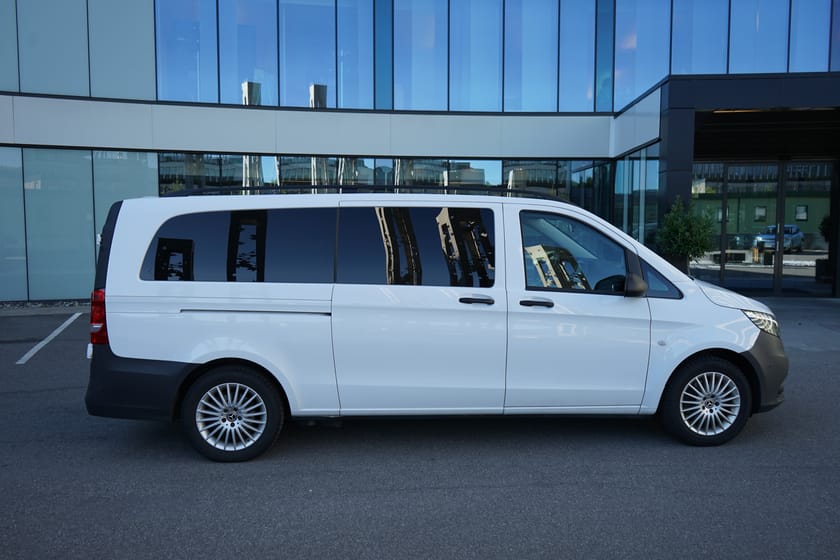 Bilde 4 av Mercedes-Benz V 300d 4MATIC 3.2t Vito 124 CDI Tourer 237 hk. 4x4 / 9 seter