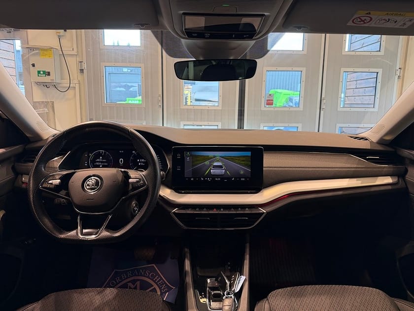 Bild 5 av Škoda Octavia Kombi iV Skoda Style Värmare Cockpit B-kamera MOMS 204hk