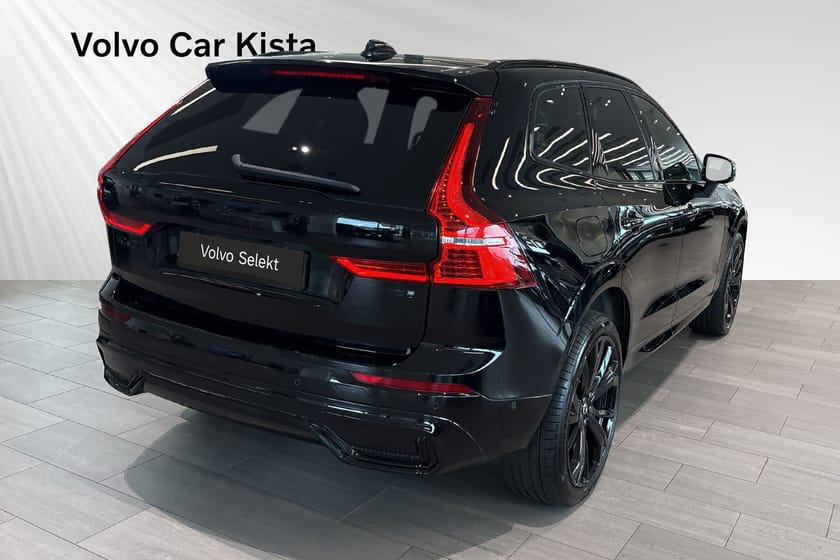 Bild 5 av Volvo XC60 T8 Ultra Black Edition B/W Luftfj DRAG Pano HUD