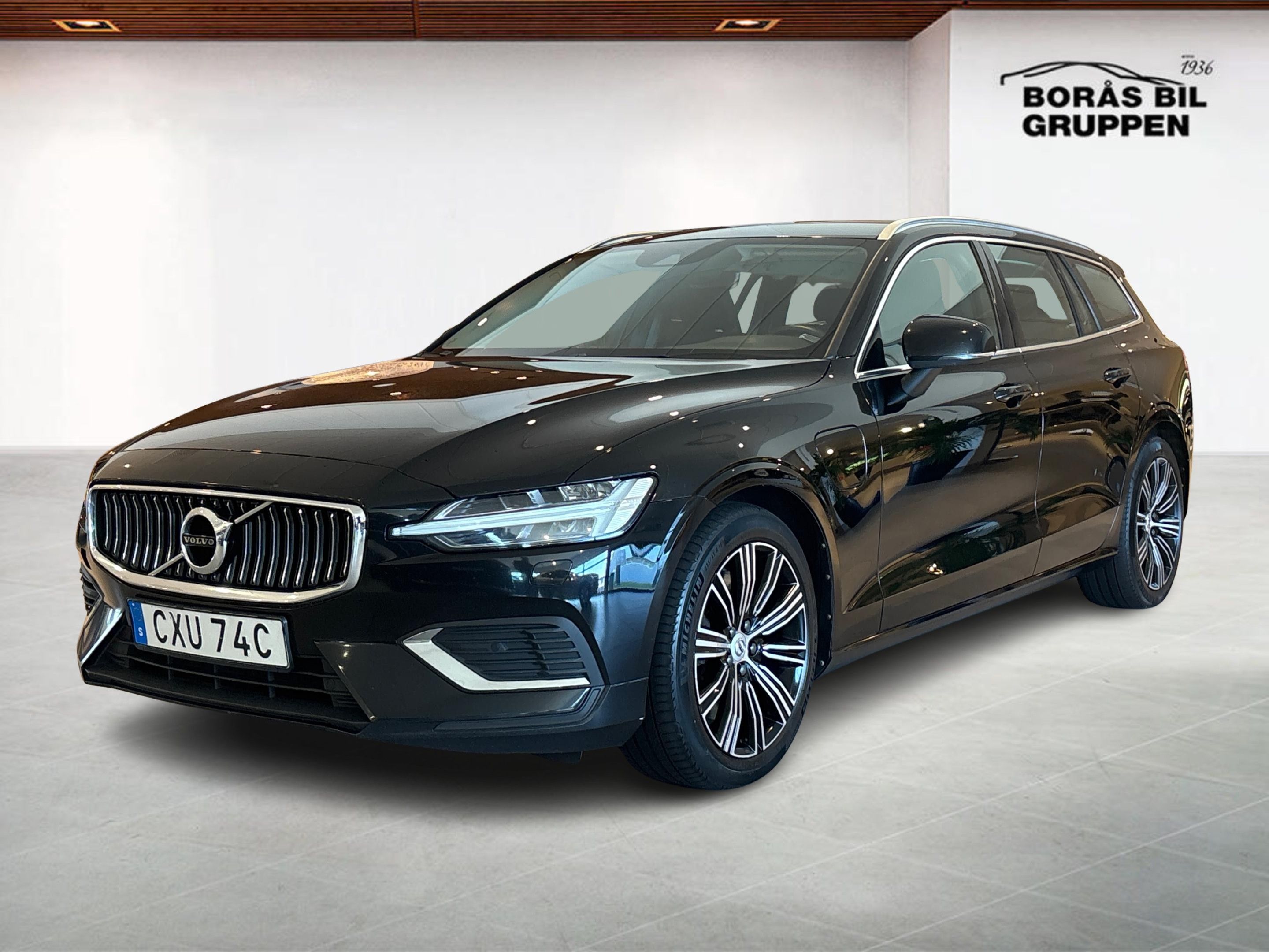Volvo V60 341 л.с.