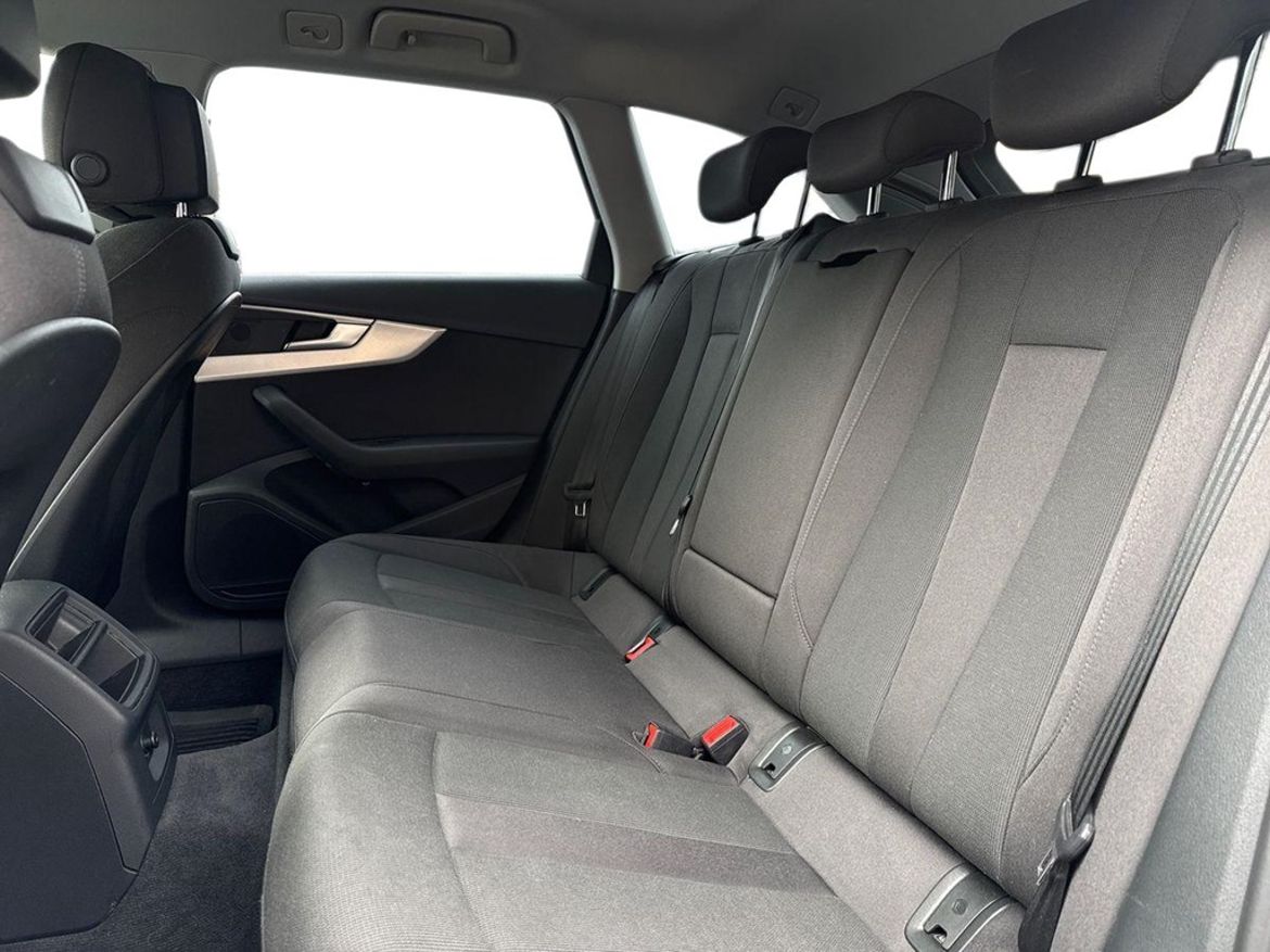 Audi Audi A4 Avant 40 TDI quattro — bild 12