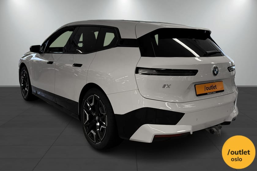 Bilde 3 av BMW iX xDrive40