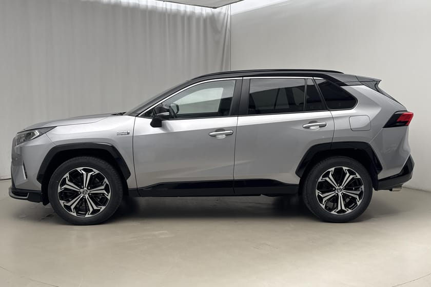 Bild 2 av Toyota RAV4 Plug-in Hybrid 2.5 AWDi (306hk) Style Premium