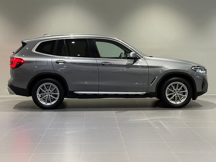 Bild 3 av BMW X3 xDrive20d Värmare Drive Assist Tonade Rutor 18" Rattv.