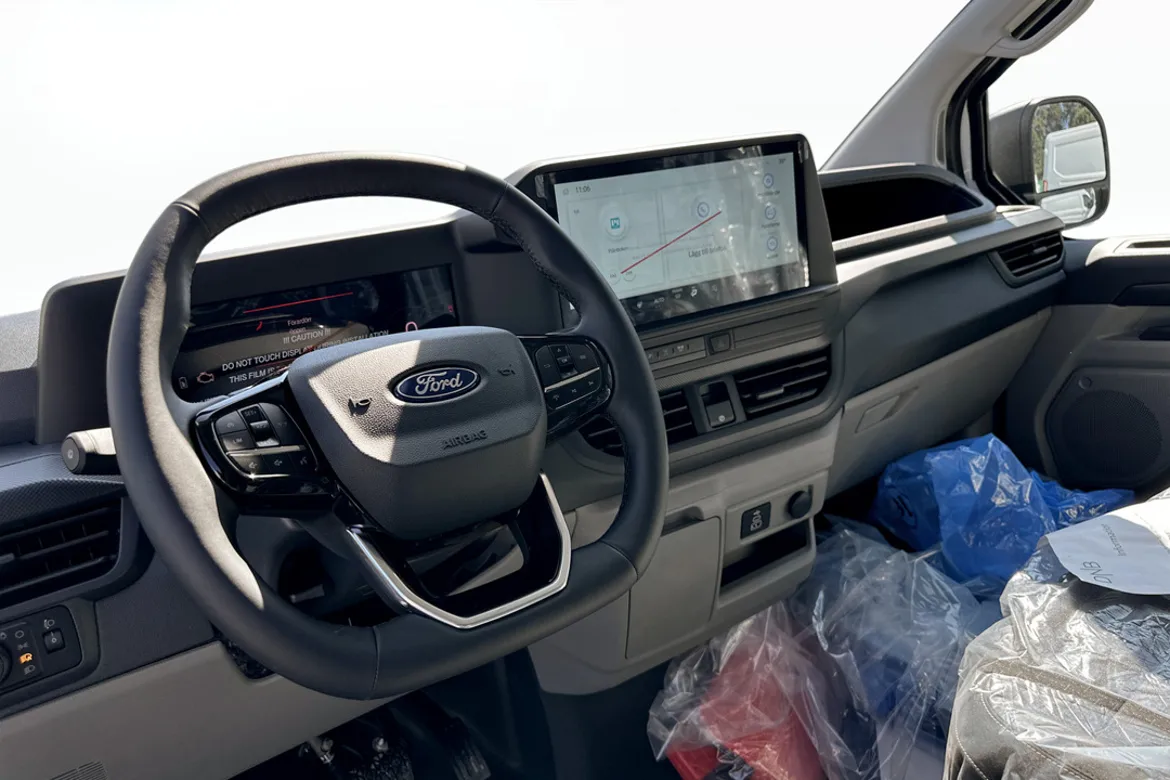 Ford Transit Custom 320 Plug-in Hybrid