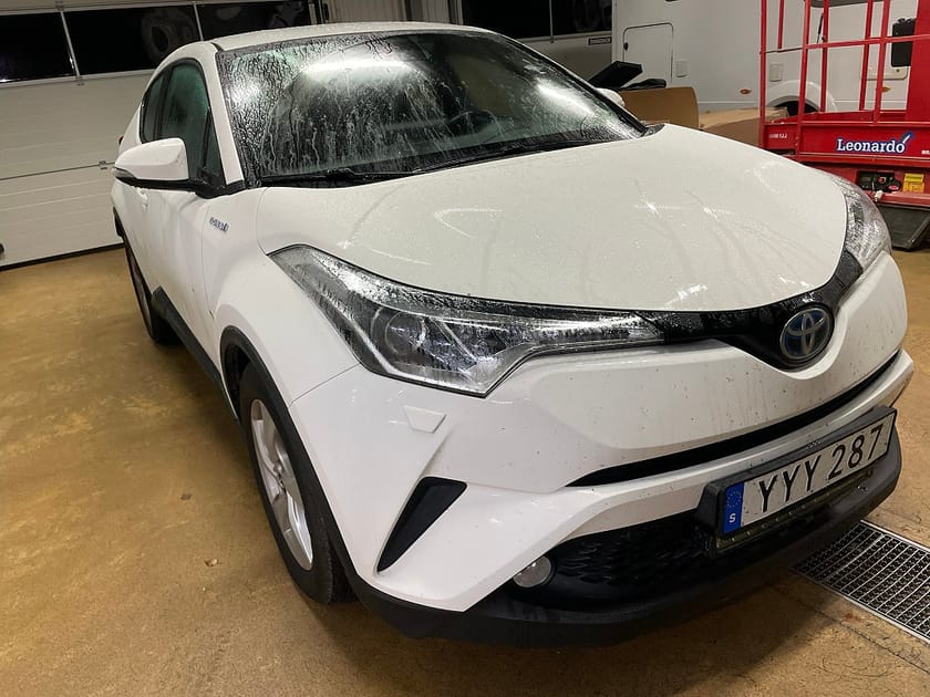 Bild 2 av Toyota C-HR Hybrid