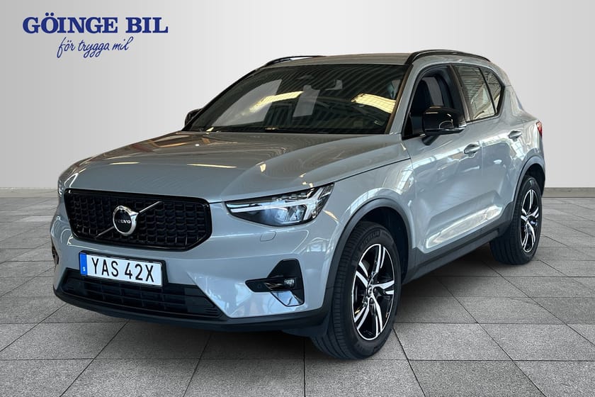 Bild 1 av Volvo XC40 B3 FWD Bensin Plus Dark