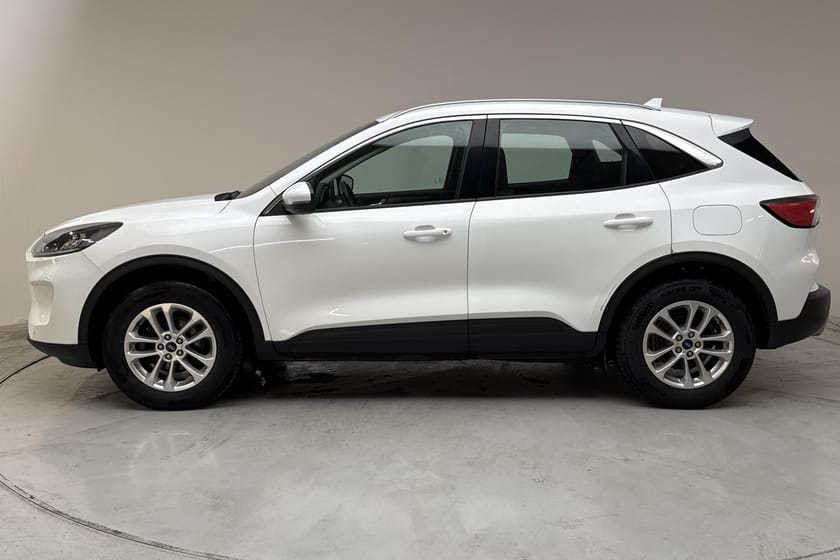 Bild 2 av Ford Kuga Hybrid AWD 2.5 Elhybrid (190hk) Vinterhjul medföljer