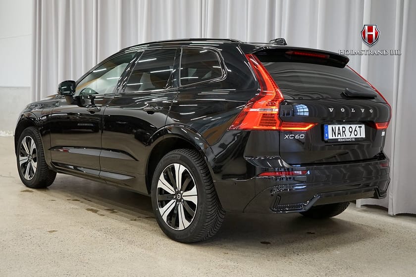 Bild 5 av Volvo XC60 Recharge T6 AWD Plus Dark Pano Pvärme H/K 360 Läder GPS