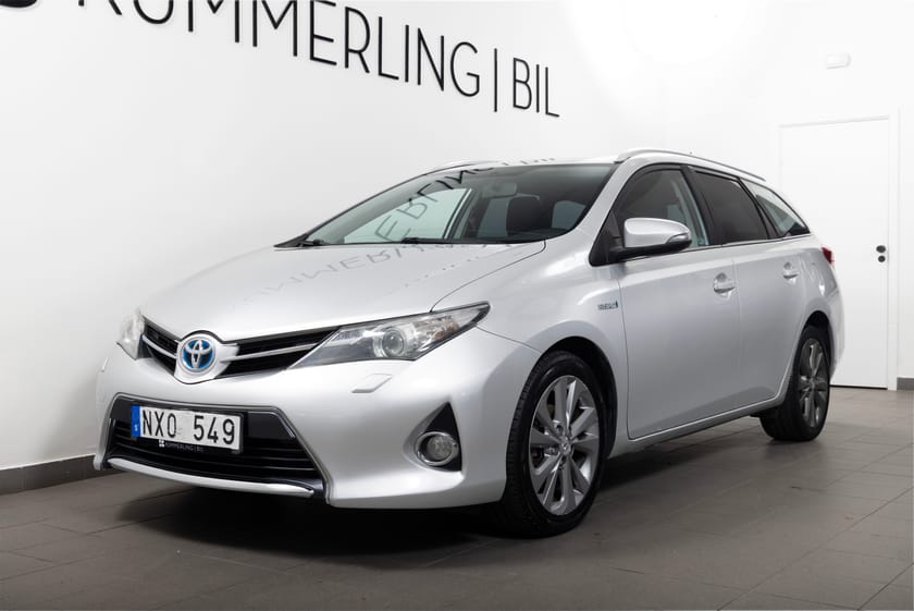 Bild 2 av Toyota Auris Touring Sports Hybrid e-CVT 136hk Bkamera/Keyless
