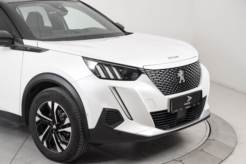 Bilde 3 av Peugeot e-2008 GT | ACC | KAMERA | CARPLAY | LED