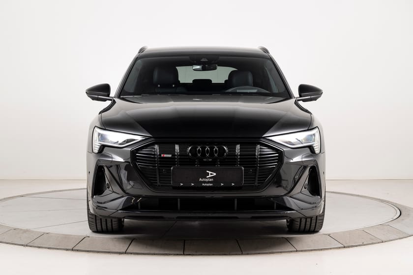 Bilde 4 av Audi e-tron Sportback 55 quattro S line Sport Edition ACC/Krok/Matrix/360Kamera/Black