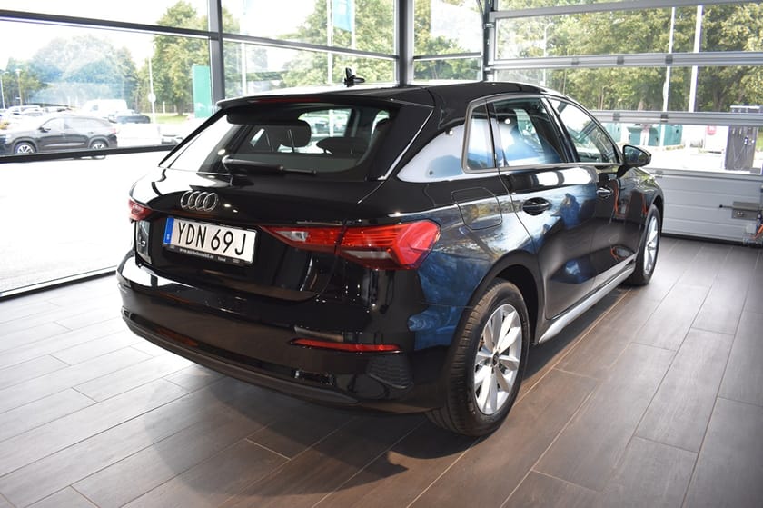 Bild 3 av Audi A3 Sportback 35 TFSI 150 HK PROLINE