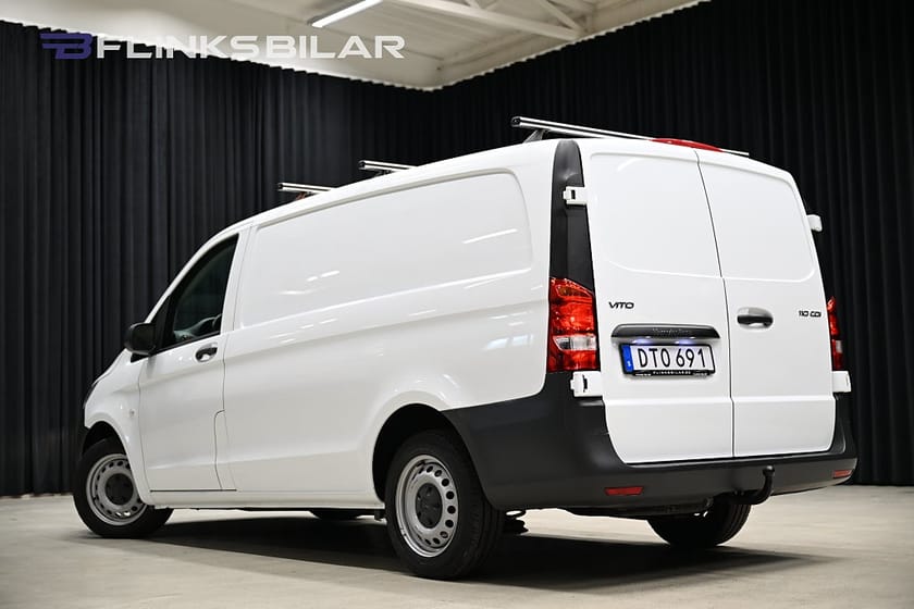 Bild 5 av Mercedes-Benz Vito 110 CDI 2.8t 102HK Lång|Inredning|Drag|Värmare|Lågmil|Moms