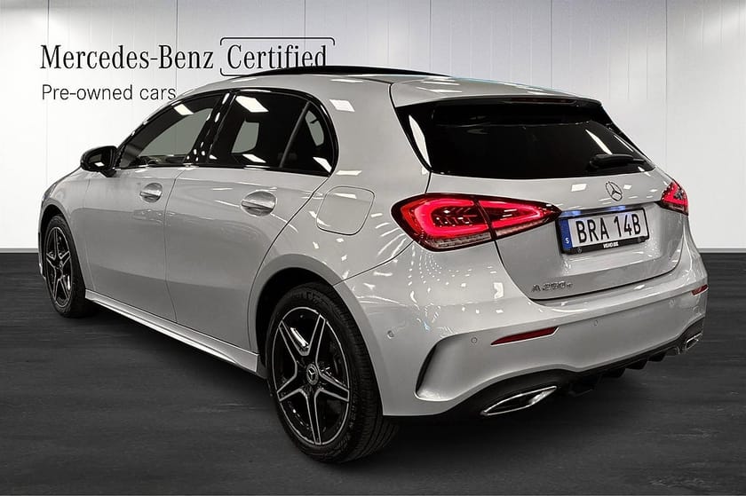 Bild 4 av Mercedes-Benz A 250 e 250e AMG Panorama Navi Kamera Värmare Panelbelysning