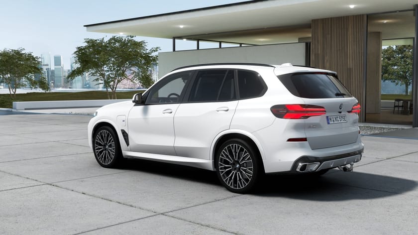 Bild 2 av BMW X5 xDrive50e M Sport Business Ed Drag DA Pro H K